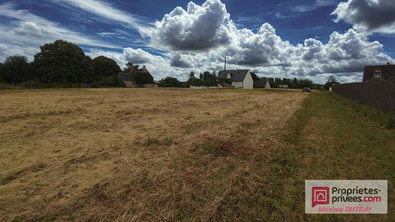 Terrain constructible - 1 001 m²