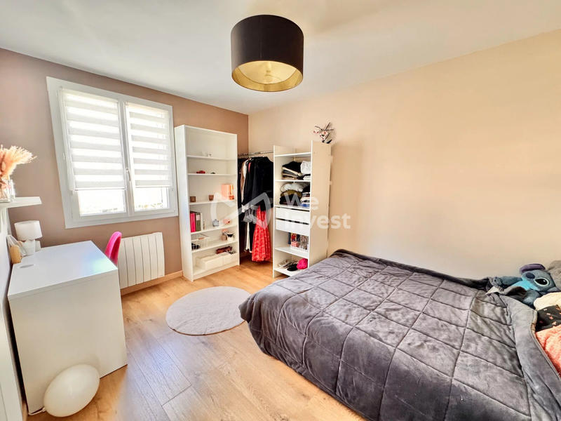 Maison - 90 m² - 5 pièces