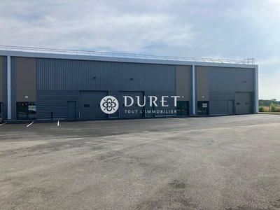 Local d'activités - 735 m²