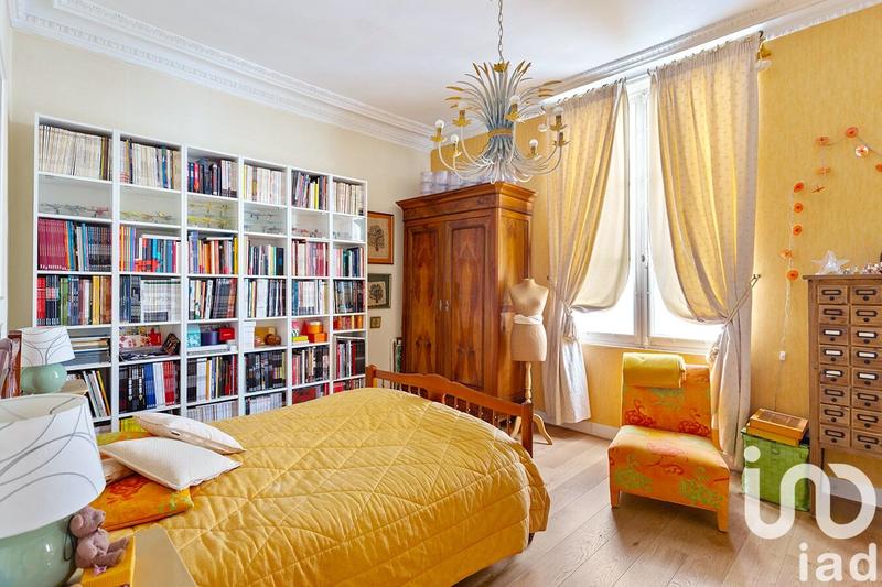 Appartement - 150 m² - 7 pièces