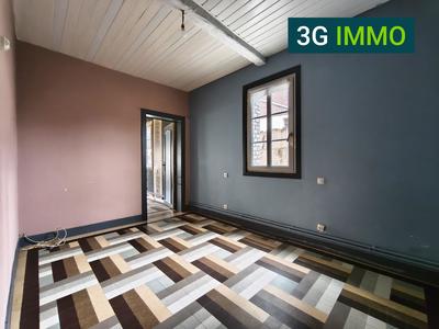 Maison - 128 m² - 7 pièces