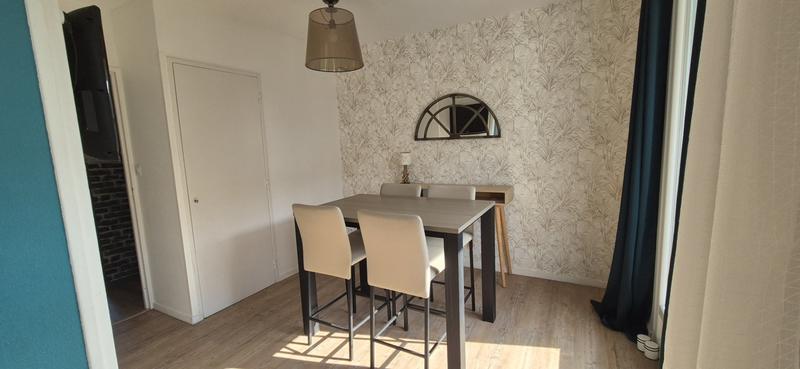 Appartement - 81 m² - 5 pièces