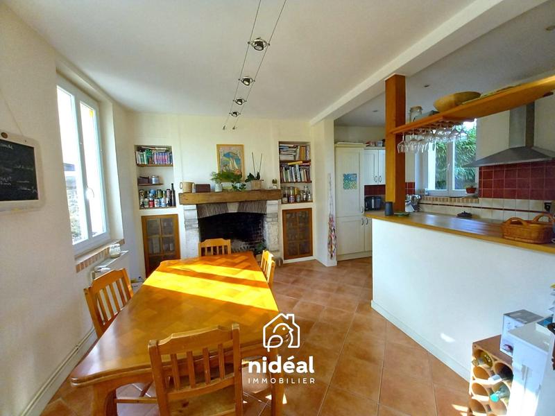 Maison - 149 m² - 7 pièces