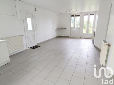 Maison - 93 m² - 5 pièces