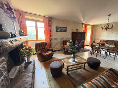 Maison - 165 m² - 5 pièces