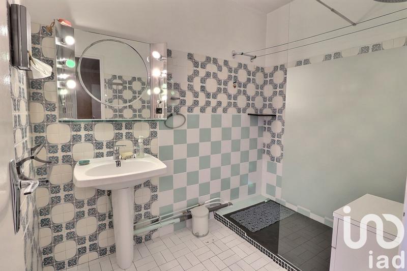 Appartement - 84 m² - 4 pièces