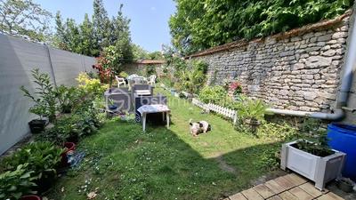 Maison de ville - 88 m² - 4 pièces