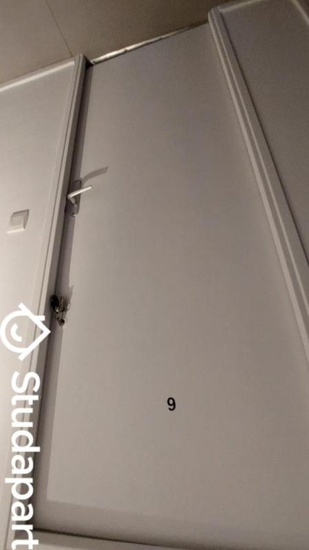 Chambre - 10 m² - 1 pièce