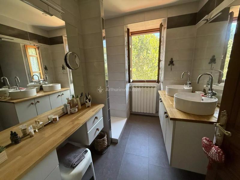 Maison - 162 m² - 5 pièces