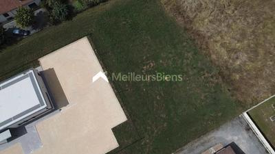 Local d'activité / Entrepôt - 162 m² - 4 pièces