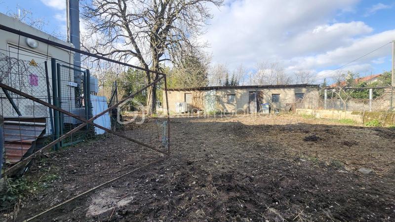 Immeuble - 900 m² - 30 pièces