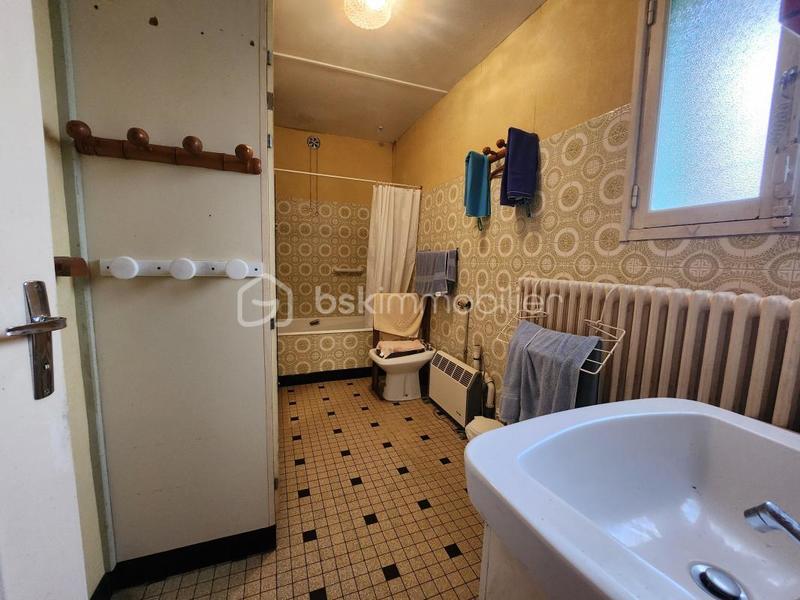 Propriété - 192 m² - 7 pièces