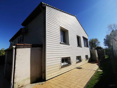 Maison - 83 m² - 7 pièces