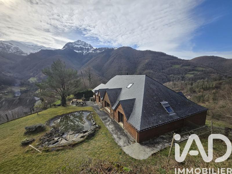 Maison - 140 m² - 4 pièces