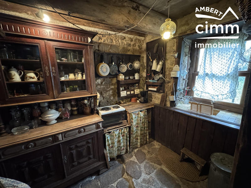 Maison - 172 m² - 10 pièces