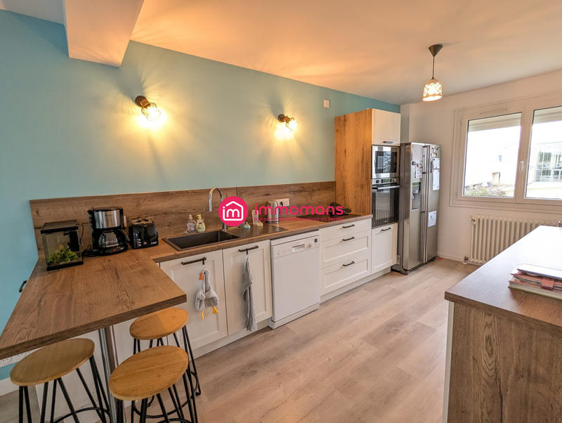 Maison - 93 m² - 4 pièces