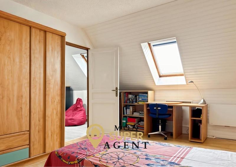 Maison - 105 m² - 5 pièces