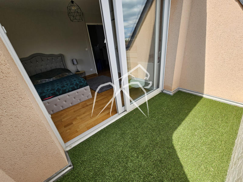 Maison - 171 m² - 7 pièces