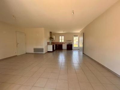 Maison - 73 m² - 3 pièces