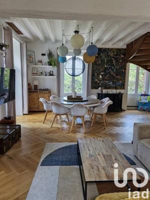 Maison - 192 m² - 6 pièces