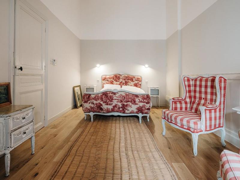 Appartement - 274 m² - 5 pièces