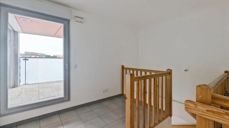 Appartement - 98 m² - 4 pièces