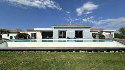 Maison d'architecte - 266 m² - 7 pièces