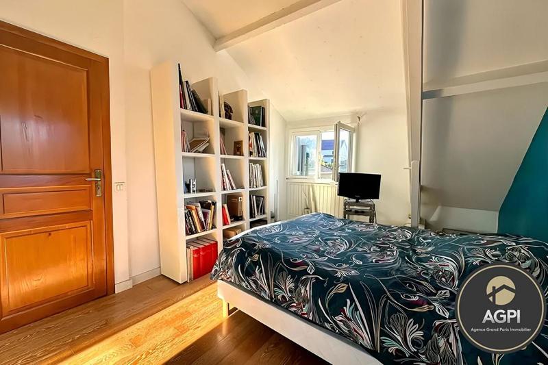 Maison traditionnelle - 122 m² - 5 pièces