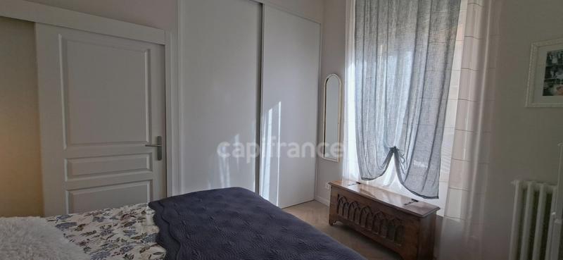 Appartement bourgeois - 103 m² - 3 pièces