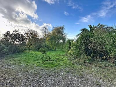 Maison - 404 m² - 12 pièces