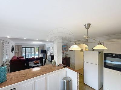 Maison - 204 m² - 8 pièces