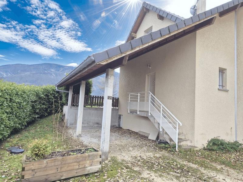 Maison - 110 m² - 5 pièces