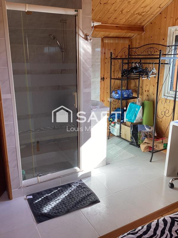 Maison - 203 m² - 8 pièces