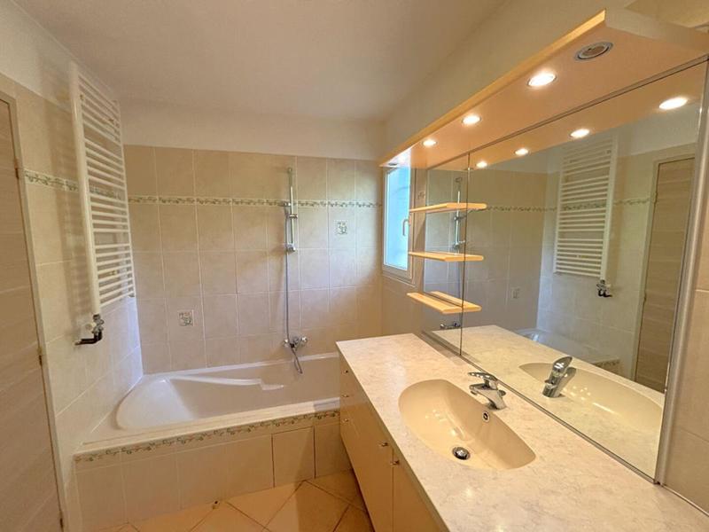 Maison - 122 m² - 5 pièces