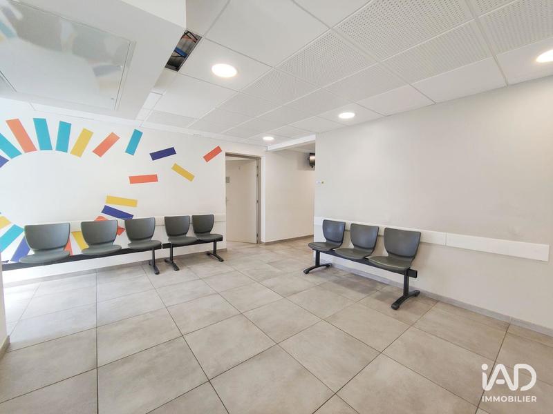 Local commercial - 250 m² - 2 pièces