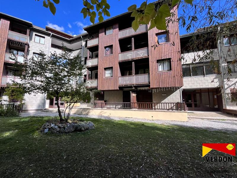 Studio - 24 m² - 1 pièce