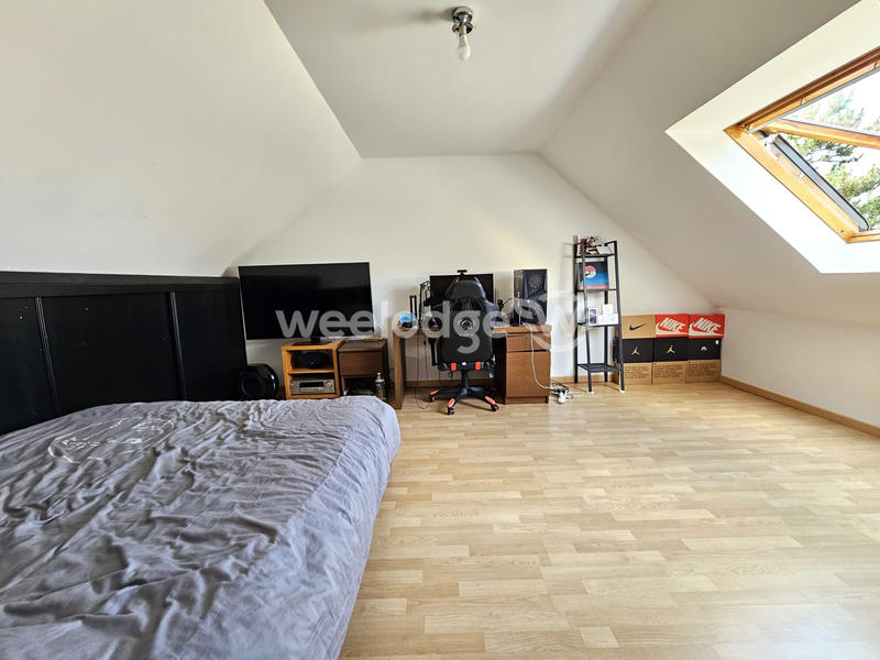 Maison - 149 m² - 7 pièces