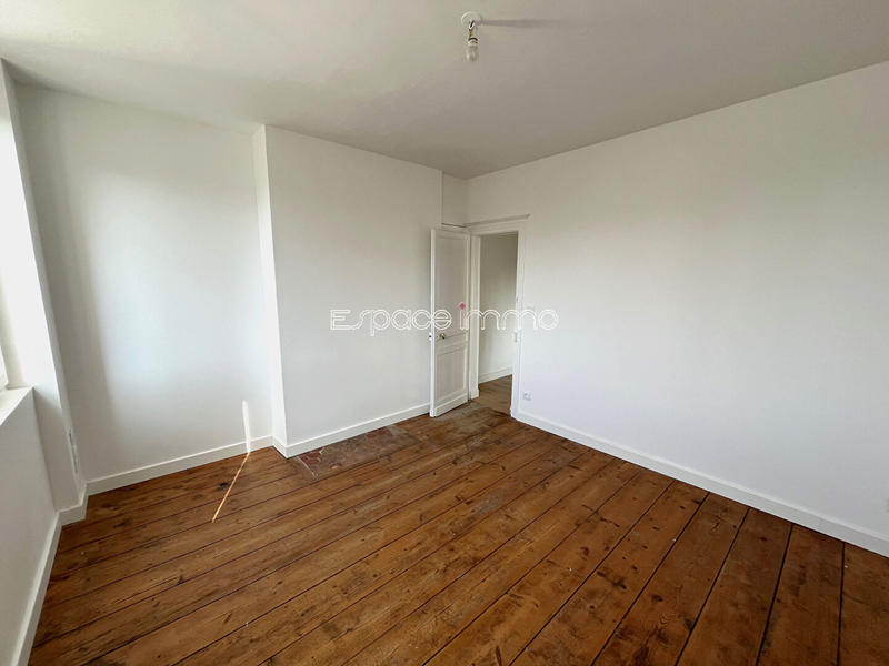 Maison - 115 m² - 8 pièces