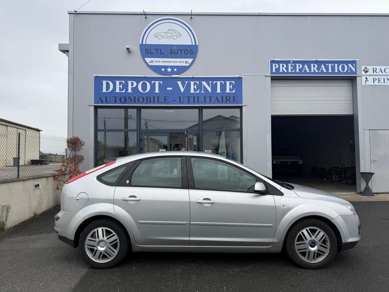 Ford Focus 1.6 Tdci 110 Ch Titanium Garantie 6 Mois / Reprise Possible