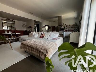 Maison - 157 m² - 6 pièces