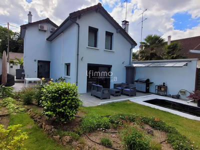 Maison - 130 m² - 4 pièces