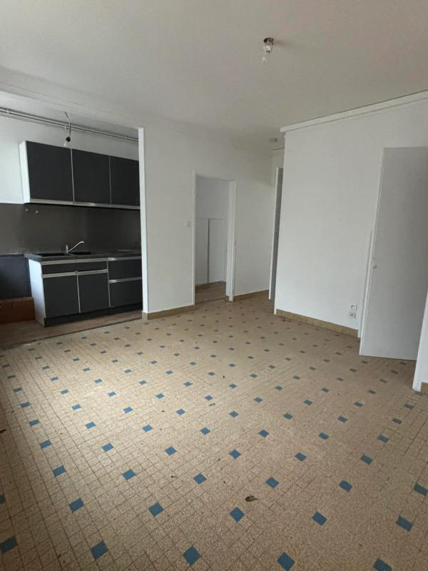 Maison - 94 m² - 5 pièces