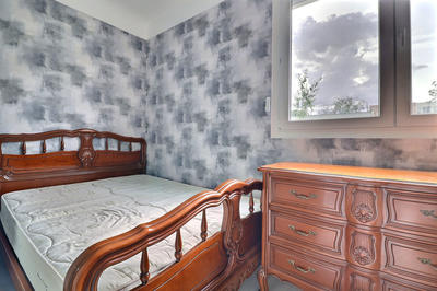 Maison - 97 m² - 8 pièces