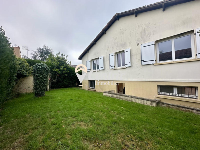 Maison - 95 m² - 5 pièces