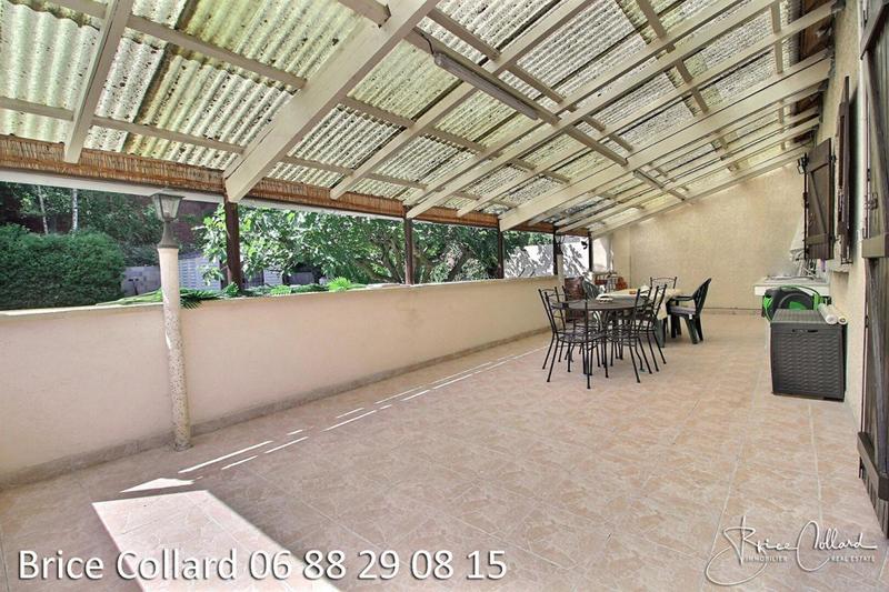 Maison - 92 m² - 6 pièces