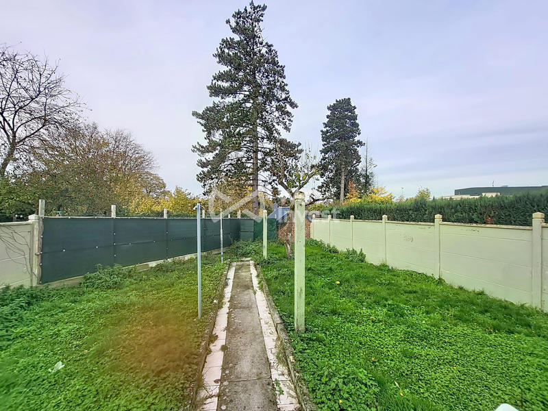 Maison - 157 m² - 9 pièces