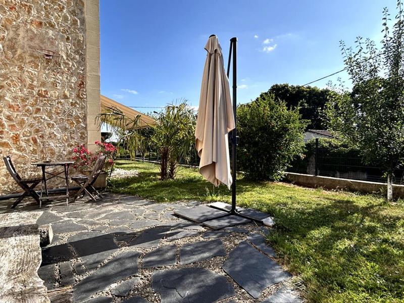 Maison - 240 m² - 7 pièces