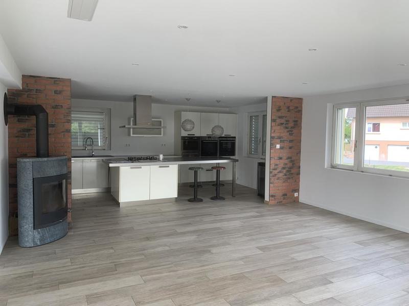 Maison - 195 m² - 7 pièces