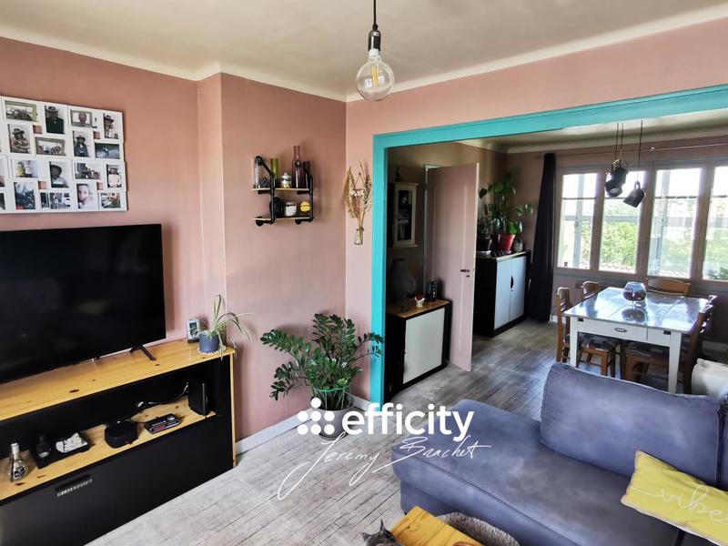 Maison - 106 m² - 6 pièces