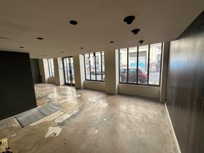 Bureau - 100 m² - 2 pièces